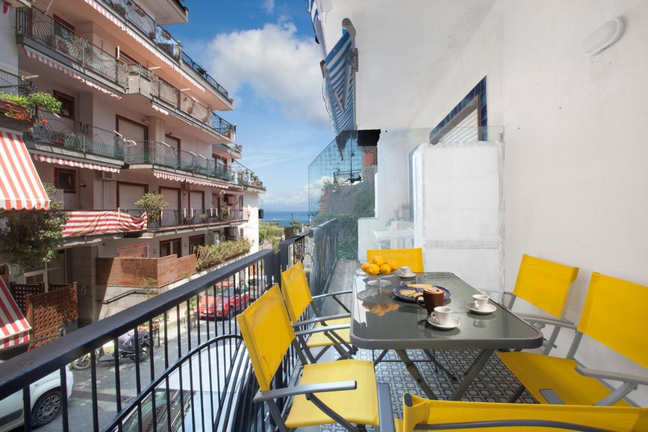 Yourhome - Mimosa Home Apartment Соренто Екстериор снимка