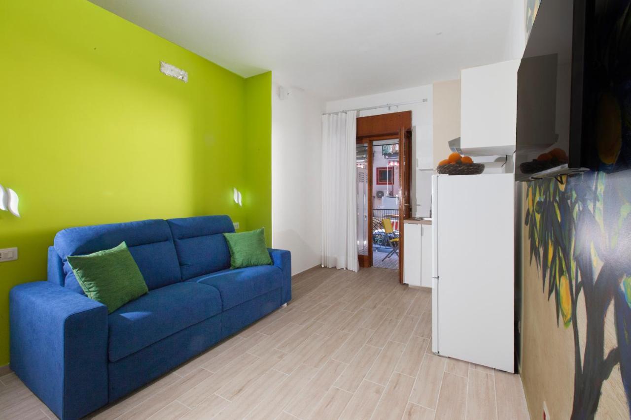 Yourhome - Mimosa Home Apartment Соренто Екстериор снимка
